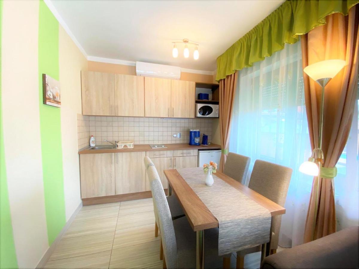 Apartman Siesta Buek - Buekfuerdo Екстериор снимка