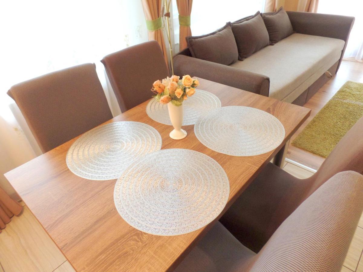 Apartman Siesta Buek - Buekfuerdo Екстериор снимка